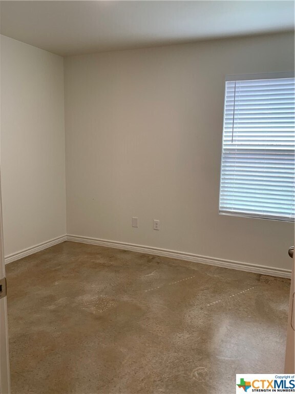 Building Photo - 2320 Alterman Dr