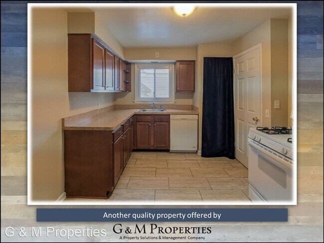 Building Photo - 4 br, 1 bath House - 85 Kron St.