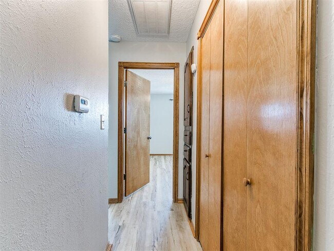 Building Photo - 1200 N Crawford Ave