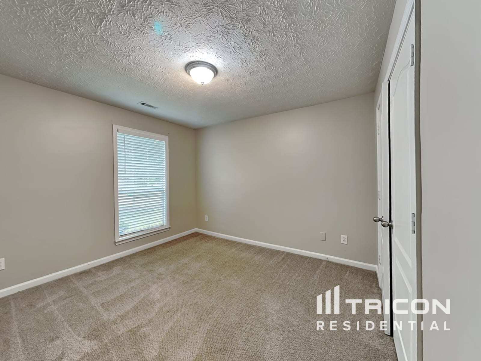 Building Photo - 185 Whistle Way