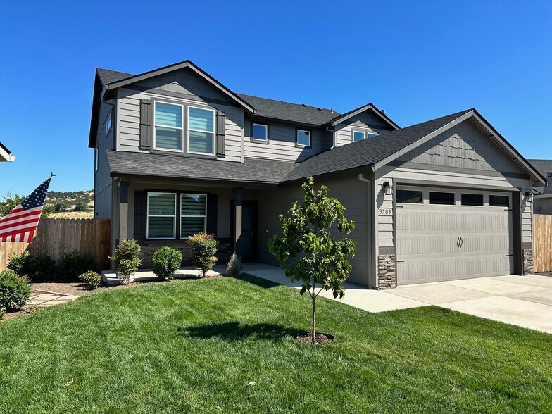 3503 Carnelian Street, Medford - 3503 Carnelian St