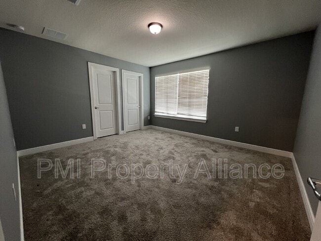 Building Photo - 4535 Gliding Wave St