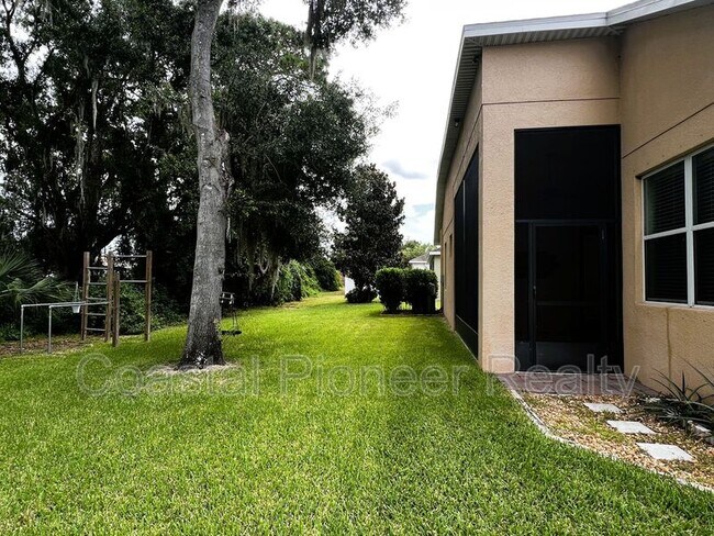 Building Photo - 10310 Holland Rd