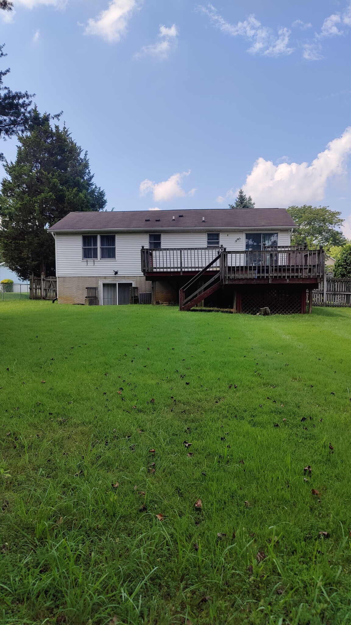 Building Photo - 7316A Castlemoor Rd