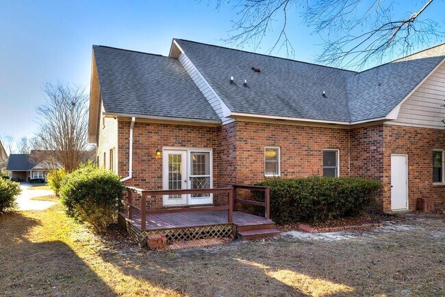 Building Photo - 921 Arnaud St