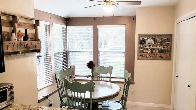 Building Photo - 58 Breezy Point Pl