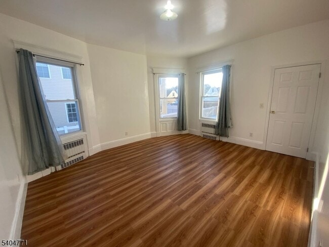 Building Photo - 29 High St