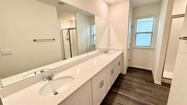 Building Photo - 11170 Hollow Bay dr