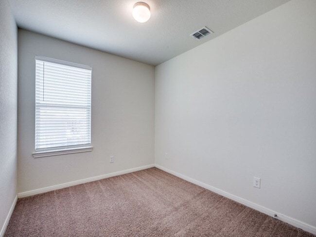 Building Photo - 6528 Chevlar Pass