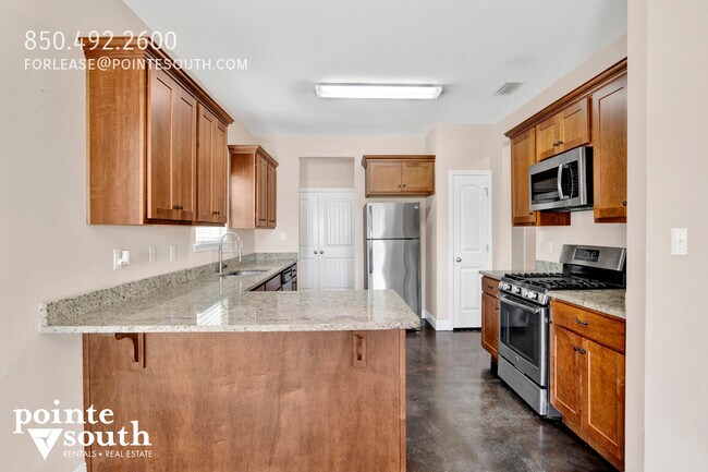 Building Photo - 12919B Churchill Dr