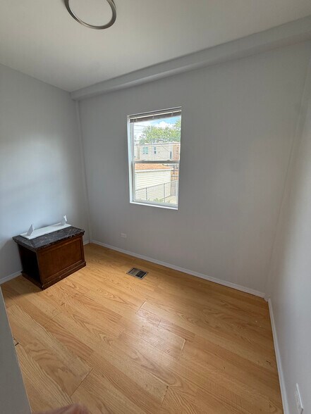 office or bedroom #3 - 1731 N Central Ave