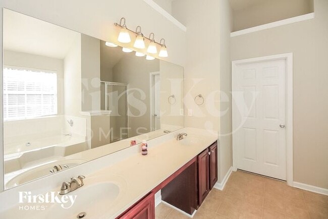 Building Photo - 5853 Harrier Ln