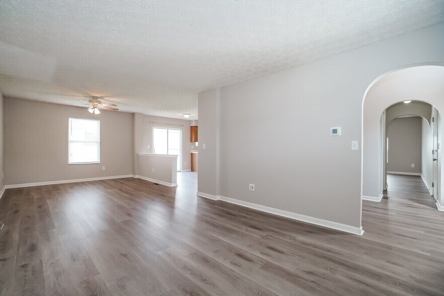 Building Photo - 3087 Fabyan Dr