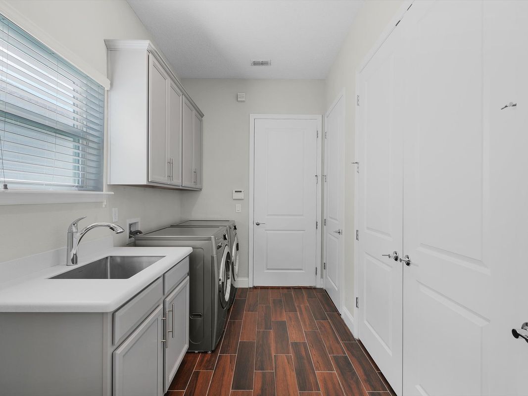 Building Photo - 13461 Lucena Ln