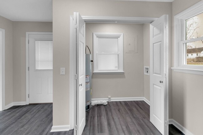 Building Photo - 3610 Gale Ln