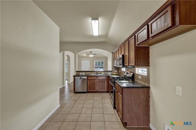 Building Photo - 1048 Lilac Wind