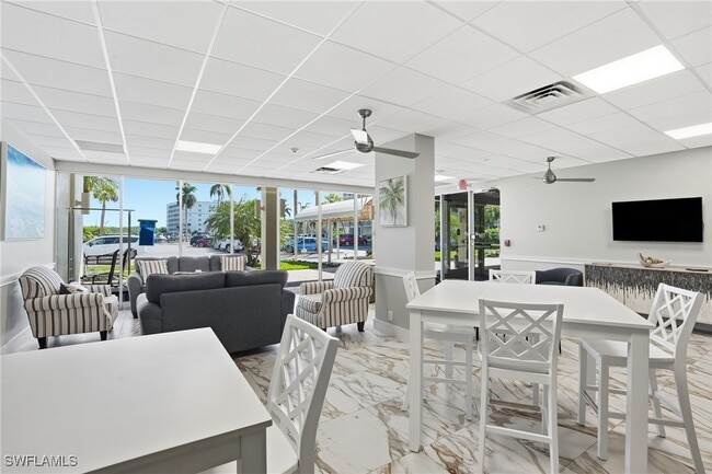 Building Photo - 5 Bluebill Ave