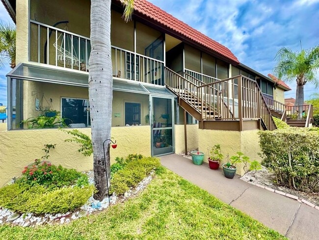 Building Photo - 2420 Winding Creek Blvd