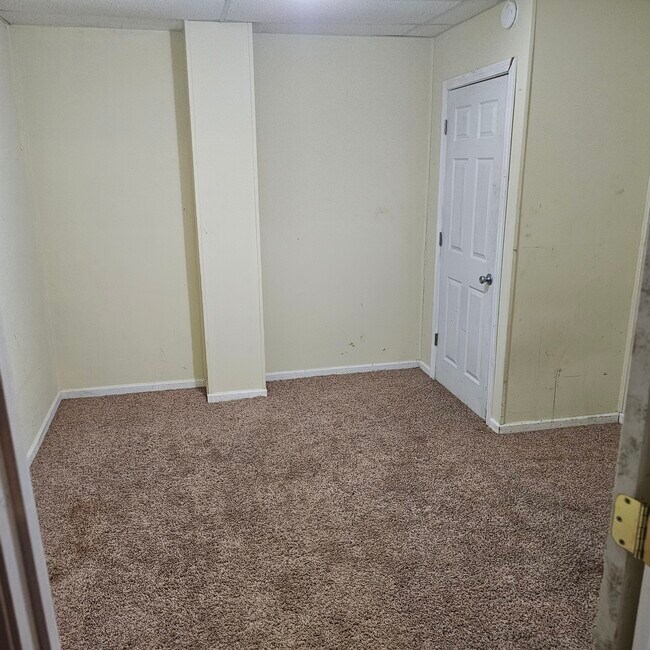 Building Photo - 21 Little Oak Rd