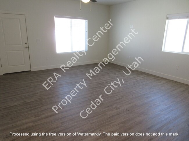 Building Photo - 2258 N 550 W