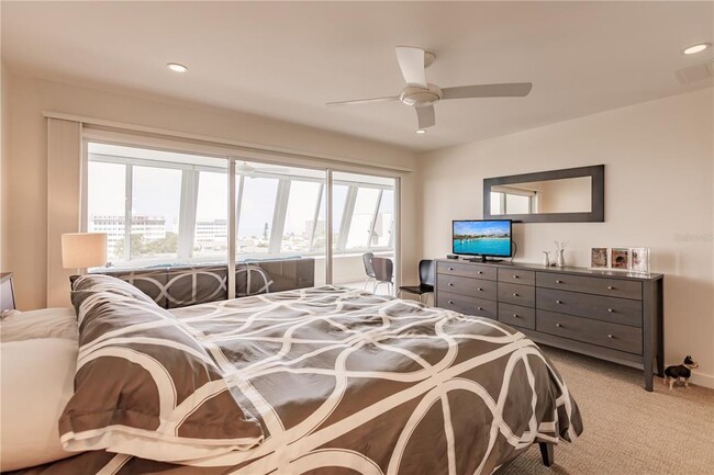 Building Photo - 1255 E Peppertree Dr