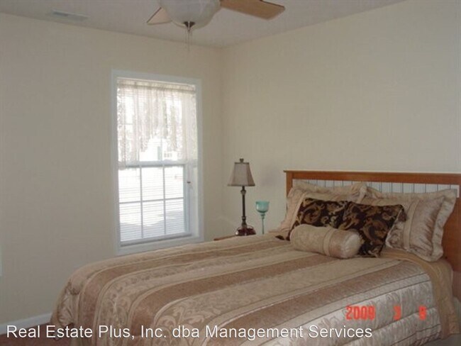 Building Photo - 2 br, 2 bath House - 106 Stadiem Drive