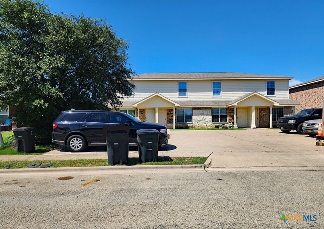 Primary Photo - 1307 Cavalry Ln
