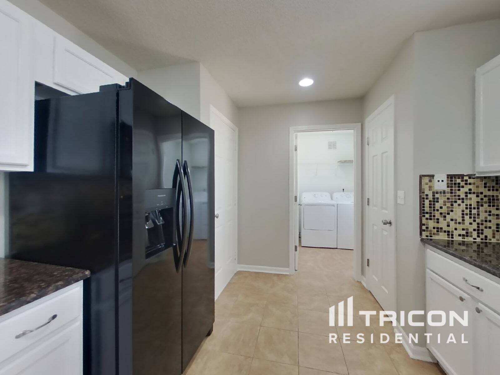 Building Photo - 7925 Donet Terrace Dr