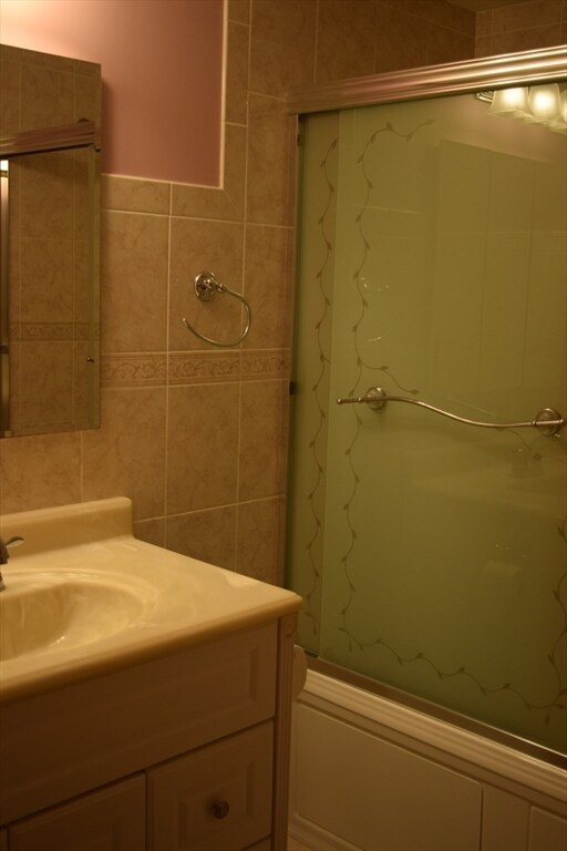 Building Photo - 11 Hilltop Ln