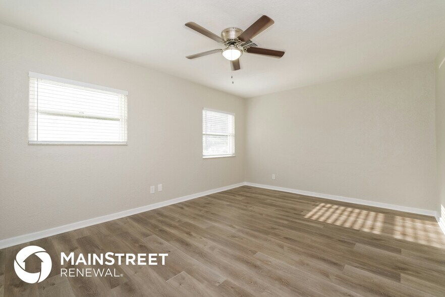 Building Photo - 114 N Meteor Ave