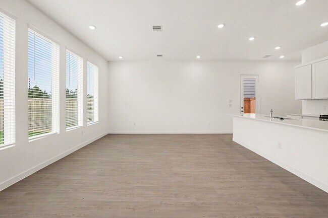 Building Photo - 12610 Blue Catfish Ln