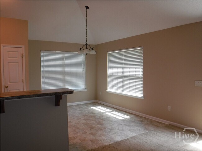 Building Photo - 86 Carlisle Ln