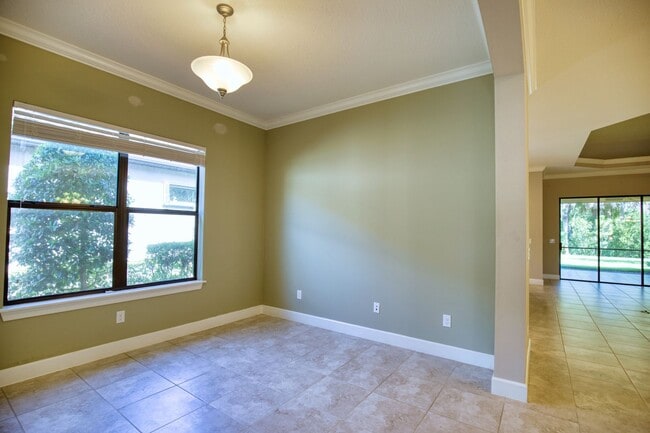 Building Photo - Annual Unfurnished Single-Family Home located in Bellacina at Casey Key with Resort-like Amenities!