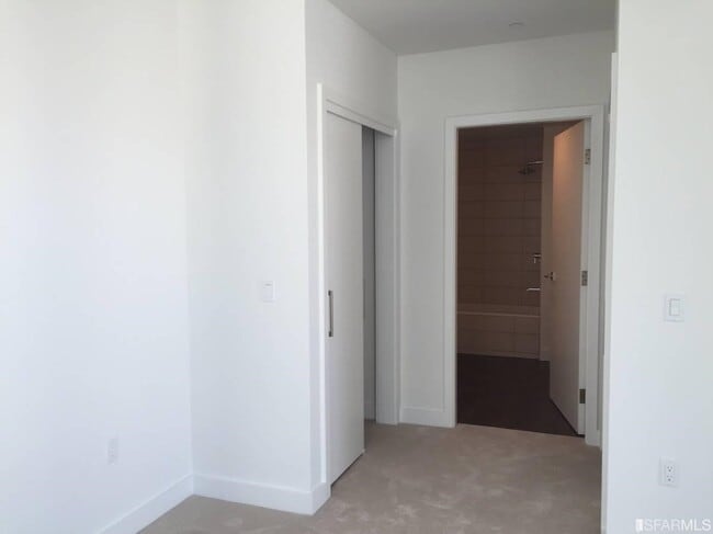 Building Photo - 718 Long Bridge St