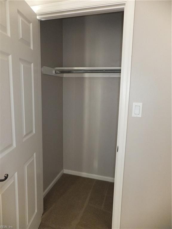 Building Photo - 4420 Clyde St