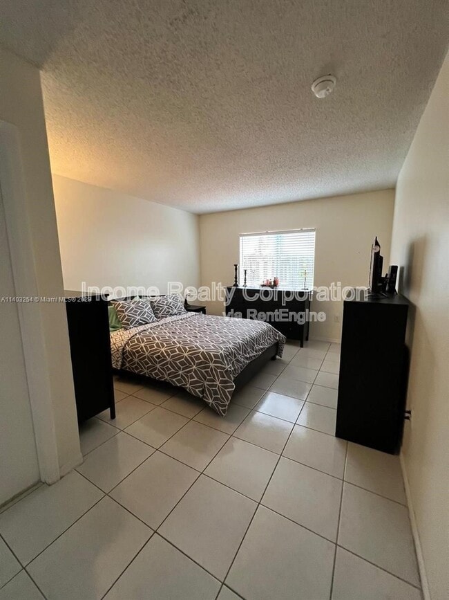 Building Photo - 13165 SW 64th Terrace