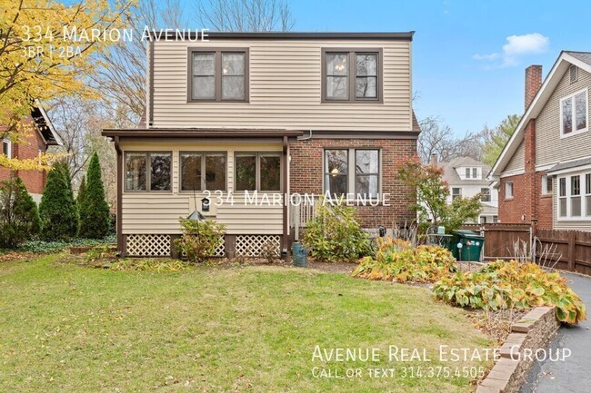 Building Photo - Charming 3-Bedroom Home in Webster Groves!