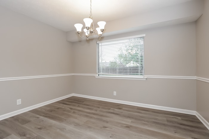 Building Photo - 105 Bordeaux Ct