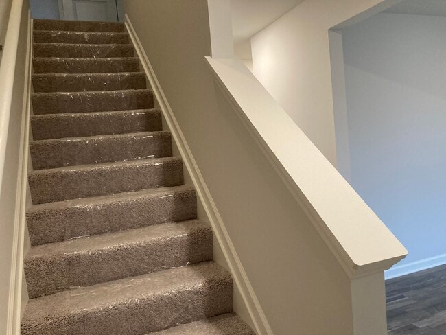 Building Photo - ** Apply TODAY ** Possibly Have Keys in Hand TOMORROW **