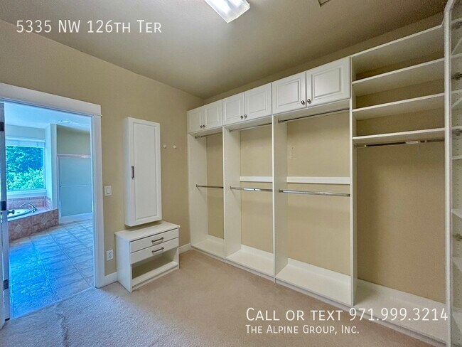 Building Photo - 5335 NW 126th Terrace