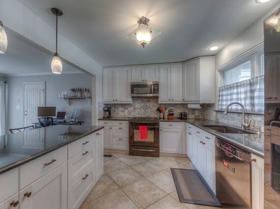 Building Photo - 5390 E 26th Pl