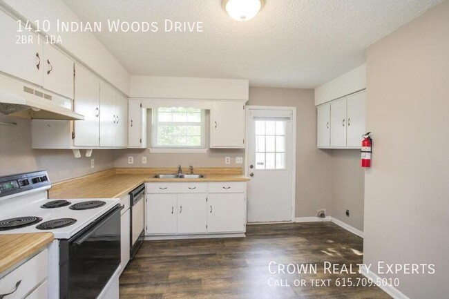 Building Photo - 1410 Indian Woods Dr