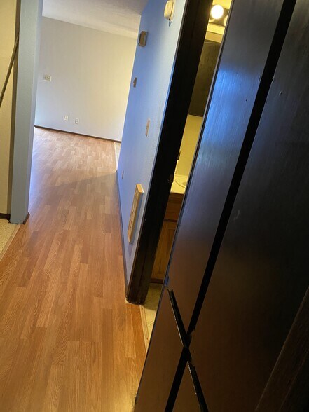 Building Photo - 33713 SE Santosh St