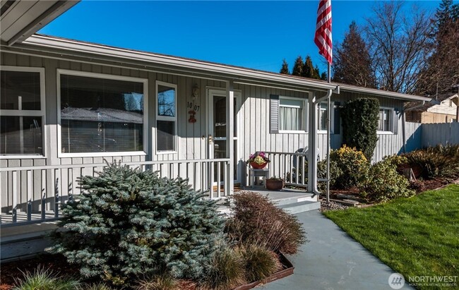 Building Photo - 2bd/.75ba Arlington Home