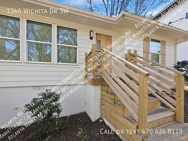 Building Photo - 1346 Wichita Dr SW