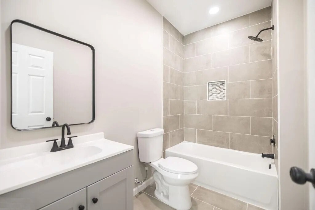 Building Photo - 2609 Beech Ave