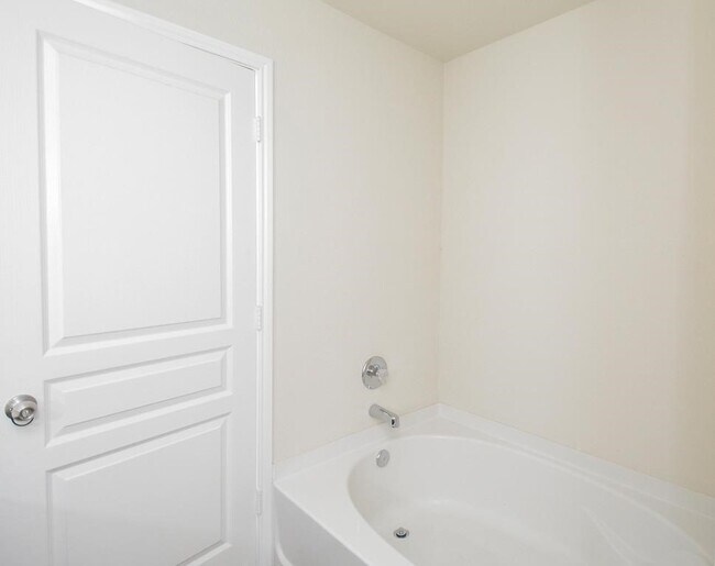 Building Photo - 5827 Banyan Oak Ct