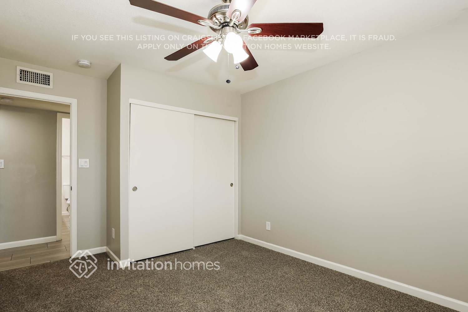 Building Photo - 2520 E Manhatton Dr