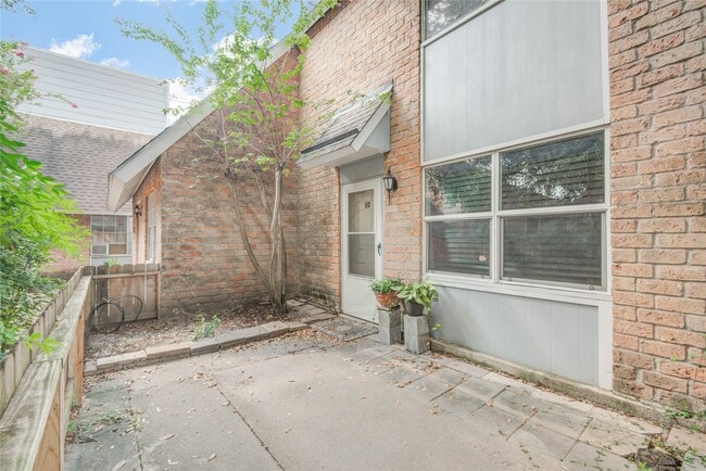 Building Photo - 1433 Cedar Post Ln