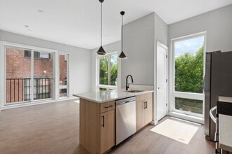 Building Photo - 308 W Chelten Ave